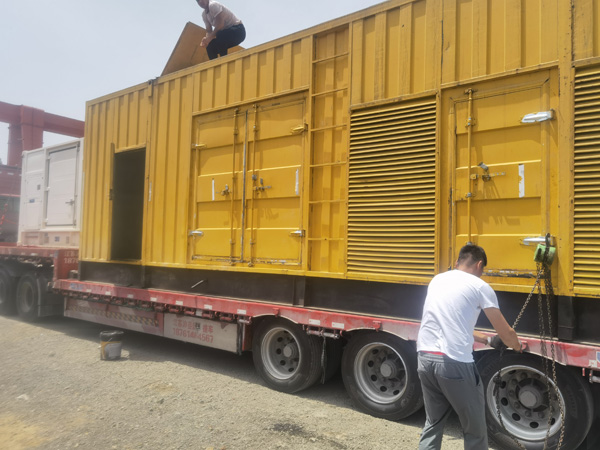 呈贡除了负载情况和发动机维护，还有哪些因素会影响 200kw 柴油发电机的油耗？