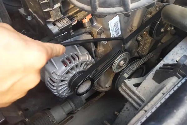 呈贡转速传感器的工作原理是什么？
