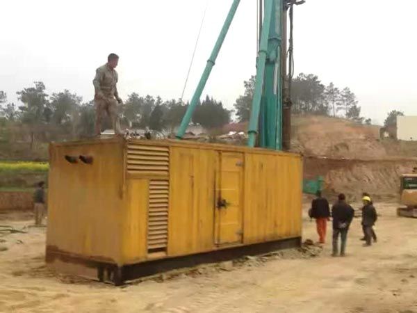 呈贡如何判断水冷式机油散热器密封件是否需要更换？